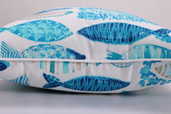 Hooked Seaside Blue 16.5-inch Throw Pillow (Set of 2)