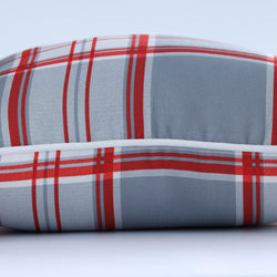 Outdoor/Indoor Merry Christmas Plaid 18-inch Throw Pillow